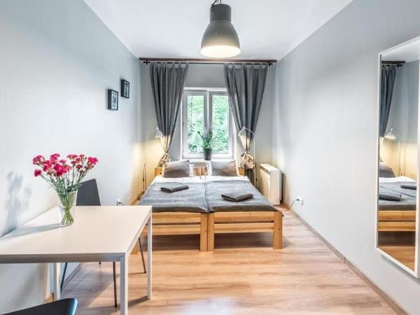 Fenna Apartments 7 minut od Rynku : photo 1 de la chambre chambre double Économique