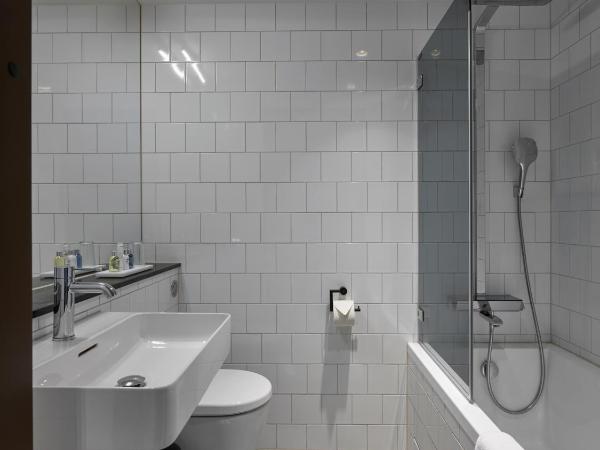 Radisson Blu Caledonien Hotel, Kristiansand : photo 5 de la chambre business class room with harbor view