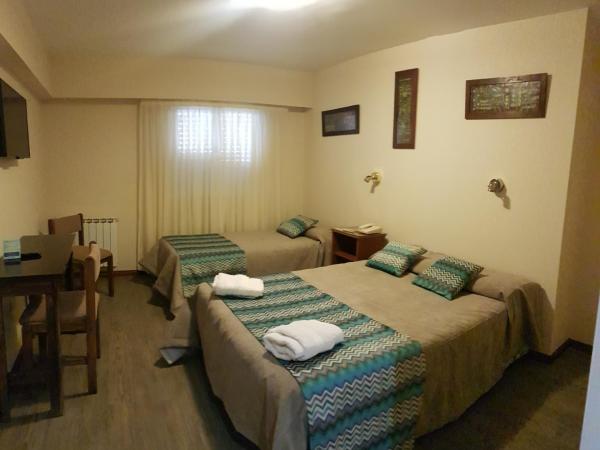 Hotel Amado : photo 4 de la chambre chambre triple