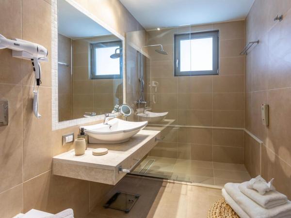 Elysian Luxury Hotel and Spa : photo 4 de la chambre chambre double ou lits jumeaux supérieure - vue sur jardin