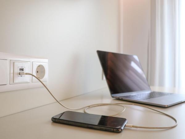 Hotel Travel Park Lisboa : photo 1 de la chambre chambre double ou lits jumeaux