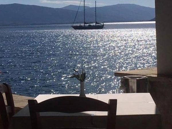 Maria Corfu Loustri : photo 5 de la chambre appartement 2 chambres