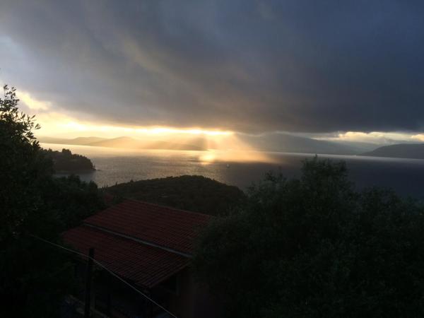 Maria Corfu Loustri : photo 3 de la chambre appartement 2 chambres