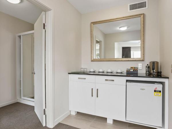 Waitakere Resort & Spa : photo 3 de la chambre appartement 2 chambres - vue sur ville