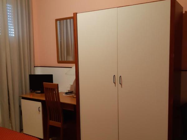 Hotel Mayorca : photo 4 de la chambre chambre lits jumeaux