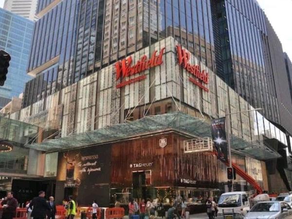 Elegant Double Ensuite Room - AC - 1Min to Central - Closely Located to Almost Sydney Must Seen Spots : photo 2 de la chambre chambre double