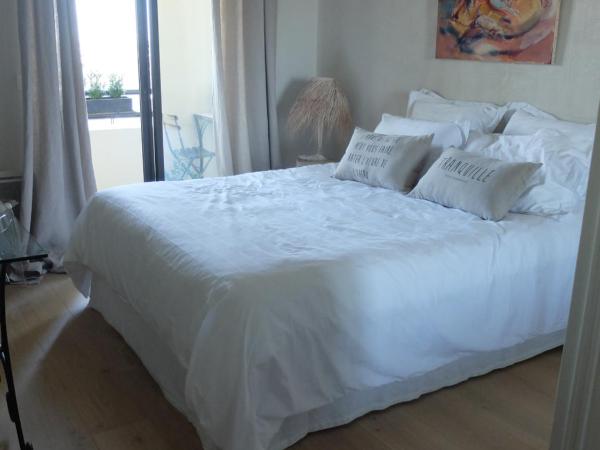 Jolie chambre à louer - Vue Imprenable : photo 1 de la chambre chambre double