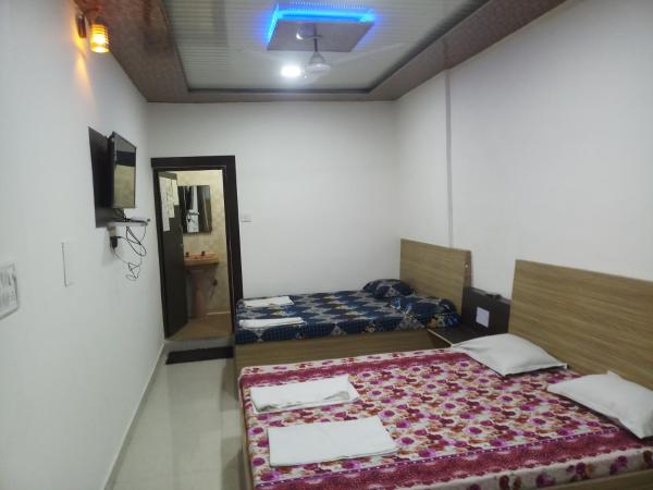 Hotel Sai Palace Walking Distance From Taj Mahal--View of Taj Mahal : photo 3 de la chambre chambre familiale supérieure