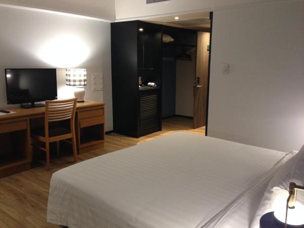 Witz Bangkok Ramkhamhaeng : photo 3 de la chambre chambre familiale