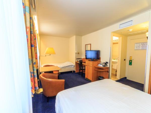 Hotel Pacific : photo 3 de la chambre chambre familiale