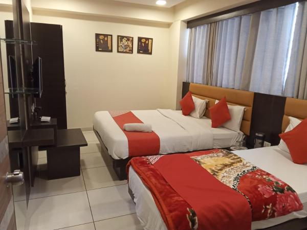 Hotel rr palace : photo 9 de la chambre chambre deluxe double ou lits jumeaux