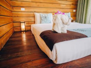 Good Times Resort Kanchanaburi : photo 5 de la chambre chambre double deluxe - vue sur rivière