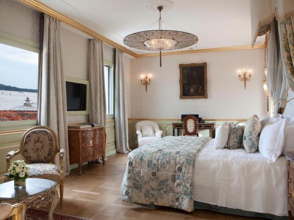 Baglioni Hotel Luna - The Leading Hotels of the World : photo 1 de la chambre suite san giorgio avec terrasse