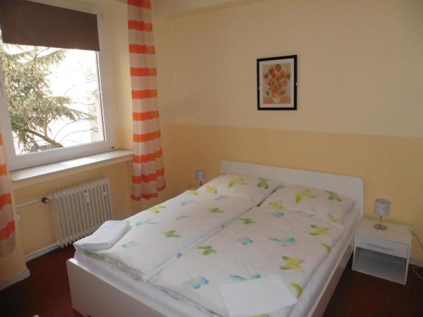 Gästehaus Grupello : photo 6 de la chambre chambre double