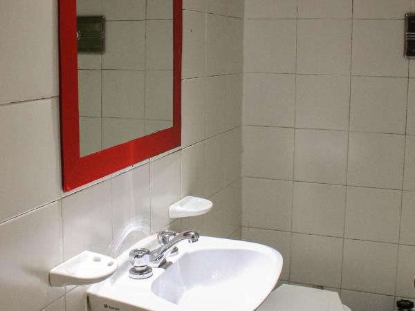 Casi Guemes Hotel : photo 4 de la chambre chambre triple basique