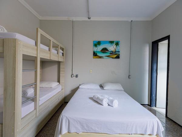 Hotel Meireles : photo 1 de la chambre chambre quadruple