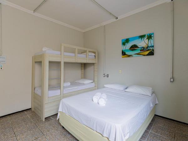 Hotel Meireles : photo 4 de la chambre chambre quadruple
