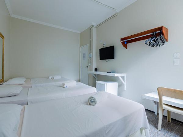 Hotel Meireles : photo 3 de la chambre chambre quadruple