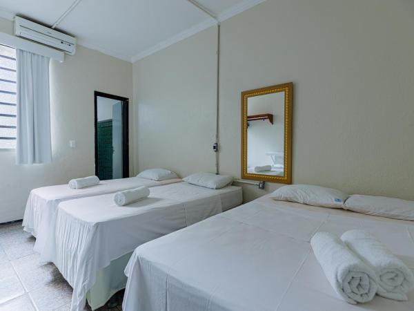 Hotel Meireles : photo 2 de la chambre chambre quadruple