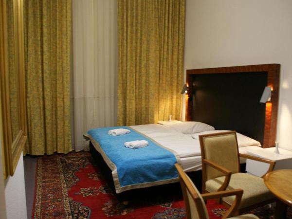 Hotel Garni Aaberna : photo 8 de la chambre chambre double avec douche