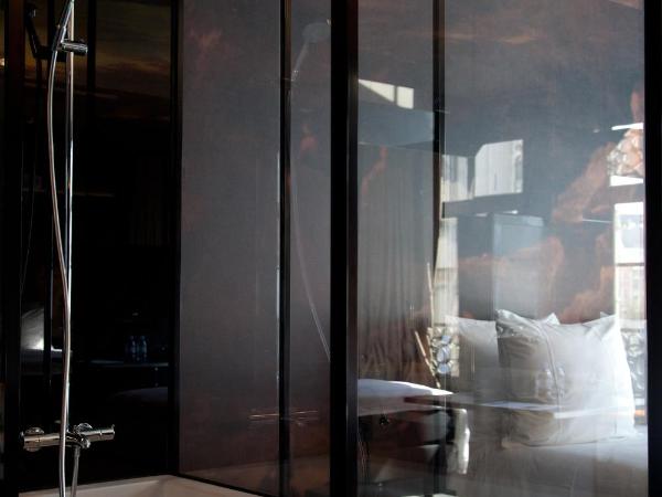 HotelO Kathedral : photo 3 de la chambre chambre familiale avec climatisation - vue sur cathédrale