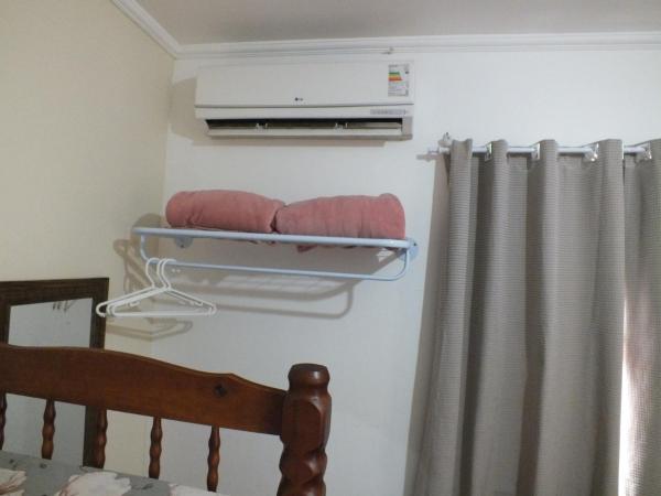 Hospedagem Henri Dunant : photo 7 de la chambre chambre quadruple avec salle de bains privative