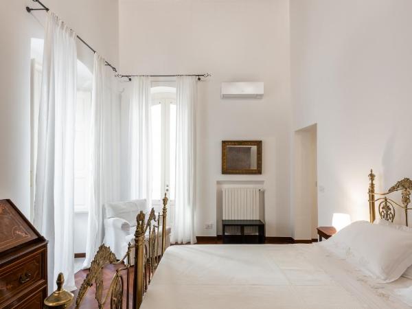 Mercantile Suites - Bari Vecchia : photo 6 de la chambre suite avec balcon