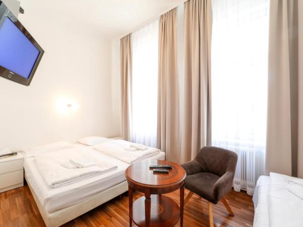 Self Check-in Time Out City Hotel Vienna : photo 4 de la chambre chambre triple