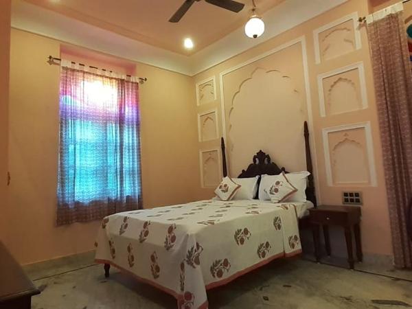 Raj Rajeshwari Haveli : photo 4 de la chambre chambre double standard