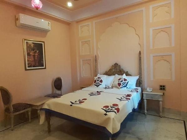 Raj Rajeshwari Haveli : photo 9 de la chambre chambre lit queen-size 