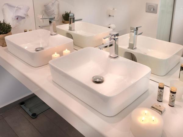 Carolina Hotel since 1934 : photo 4 de la chambre chambre double ou lit jumeaux de luxe confort