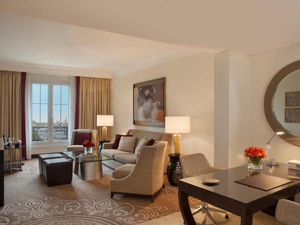 Four Seasons Hotel Buenos Aires : photo 1 de la chambre suite lit king-size - vue sur ville