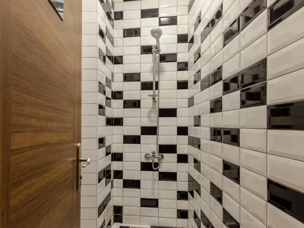 Sanat Hostel Taksim : photo 6 de la chambre lit dans dortoir pour femmes de 8 lits