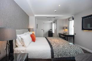 Ten Hill Place : photo 1 de la chambre room #3541694