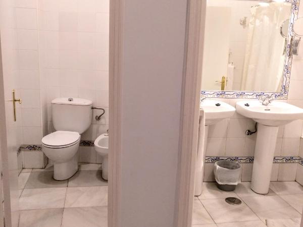 Hotel Simon : photo 3 de la chambre chambre familiale (4 adultes) 