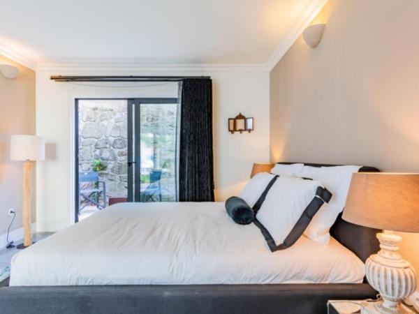 Maison Cabral : photo 6 de la chambre suite junior - vue sur piscine