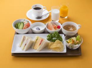 Shin-Osaka Station Hotel : photo 1 de la chambre room #24752632