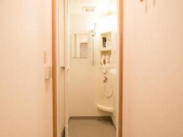 123 Guesthouse : photo 9 de la chambre room #243680422