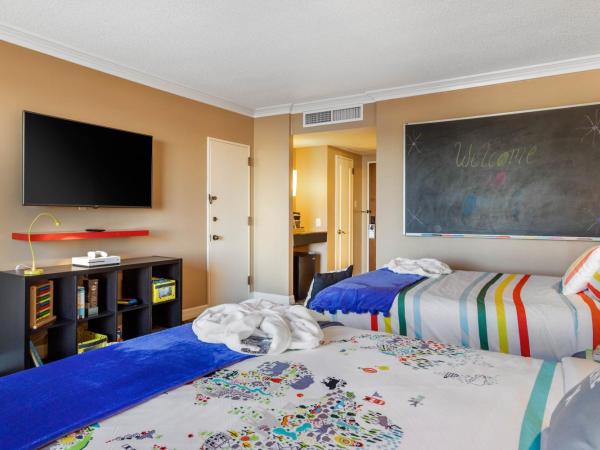 Omni Houston Hotel : photo 3 de la chambre kids sensory suite child room 2 queen beds component