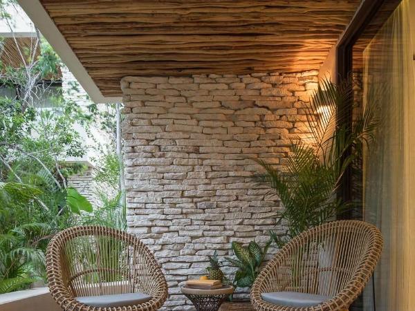 Copal Tulum Hotel : photo 10 de la chambre studio deluxe jungle avec lit king-size, canapé-lit king-size et terrasse - vue sur jardin