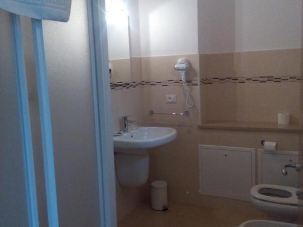 Agriturismo Corte Maccini : photo 1 de la chambre chambre double