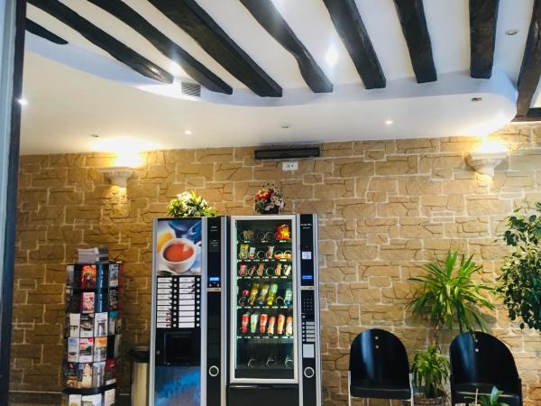 Paris Hôtel Le Mediterraneen : photo 6 de la chambre chambre triple