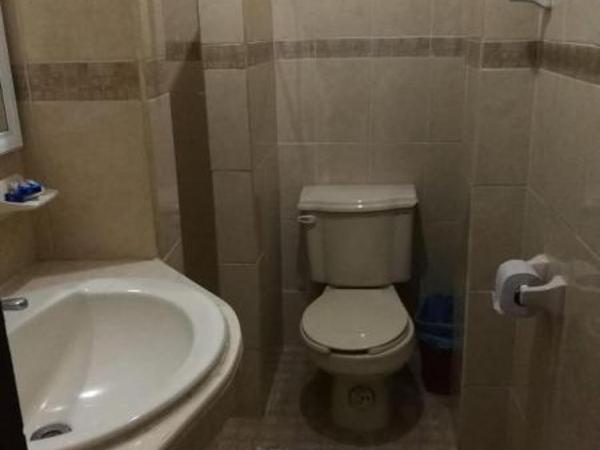 Hotel Posada del Angel : photo 1 de la chambre chambre double avec ventilateur