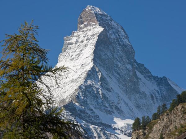 Hotel Antika : photo 5 de la chambre chambre lits jumeaux avec vue sur le mont cervin