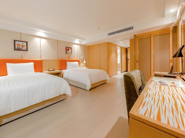 Royal Dragon Hotel : photo 4 de la chambre grande chambre de luxe