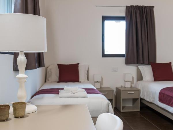 Hotel Cascina Fossata & Residence : photo 6 de la chambre suite 2 chambres