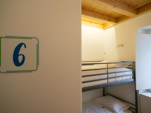 Change The World Hostels - Coimbra - Almedina : photo 3 de la chambre lit dans dortoir mixte de 4 lits