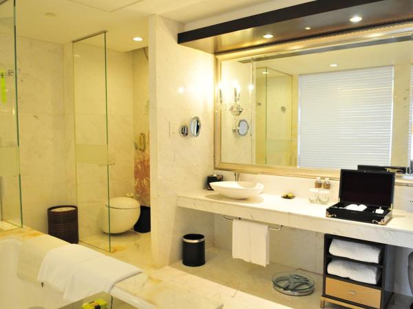 InterContinental Dalian, an IHG Hotel : photo 3 de la chambre chambre lit king-size classique - Étage supérieur