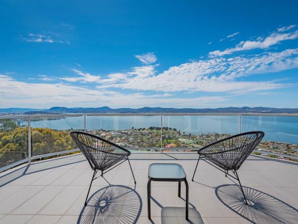 Nature & Relax House, Panoramic sea view, Free parking 37 : photo 4 de la chambre chambre double deluxe - vue latérale sur mer