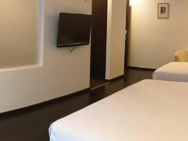 Manja Hotel : photo 4 de la chambre chambre lit king-size familiale